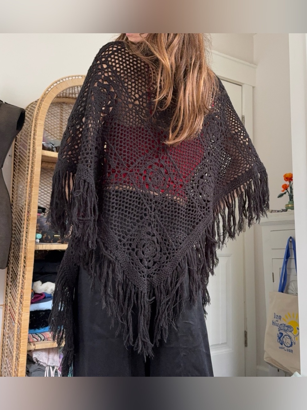 Vintage Liz Claiborne Black Crochet Triangle Fringe Shawl Wrap Wool Blend Boho